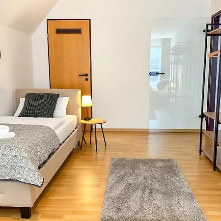 Mabu Homes - Schlossplatz 宁堡