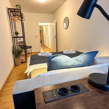 Daire Mabu Homes - Schlossplatz *